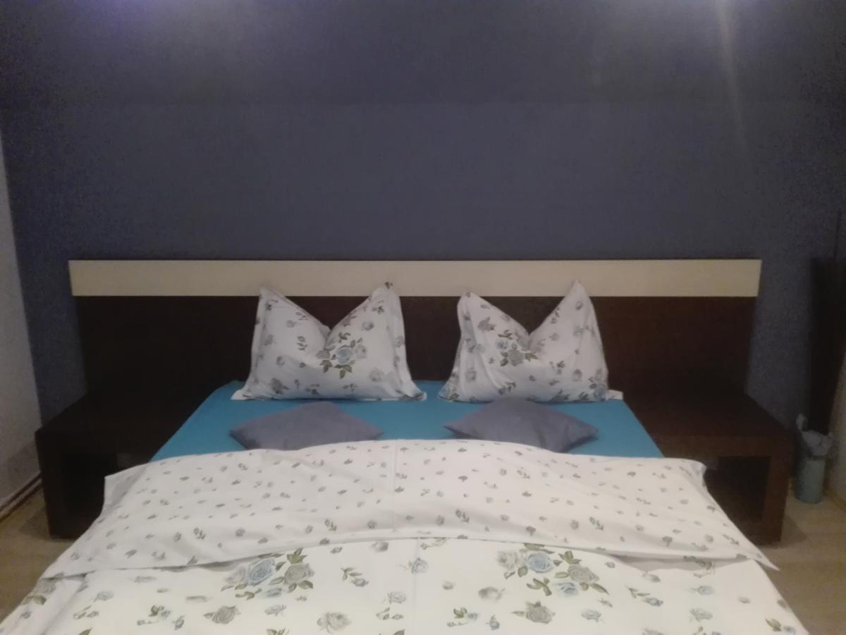 Casa De Vacanta Silvia Vărmaga Quarto foto