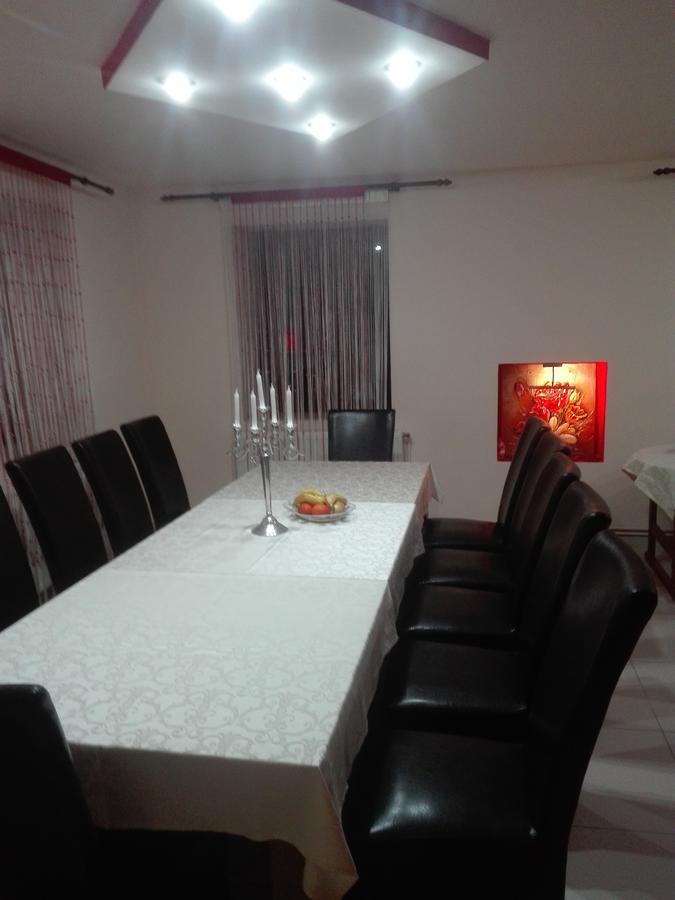 Casa De Vacanta Silvia Vărmaga Quarto foto
